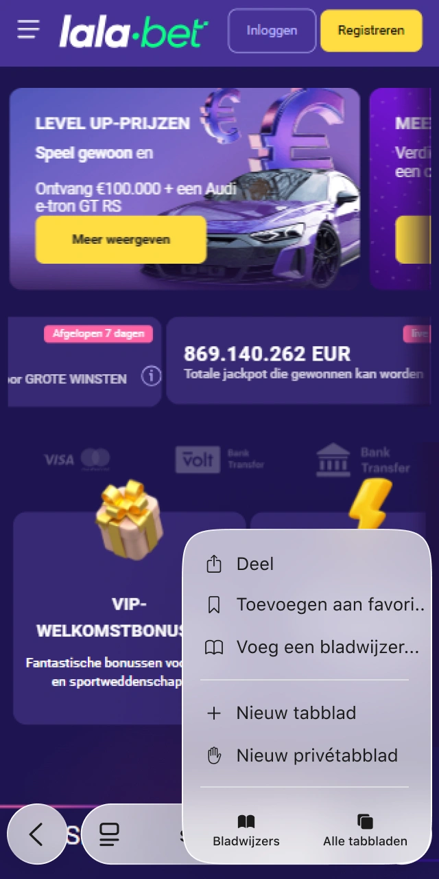 Klik op het deelicoon onderaan het scherm in de Safari-browser op iOS.